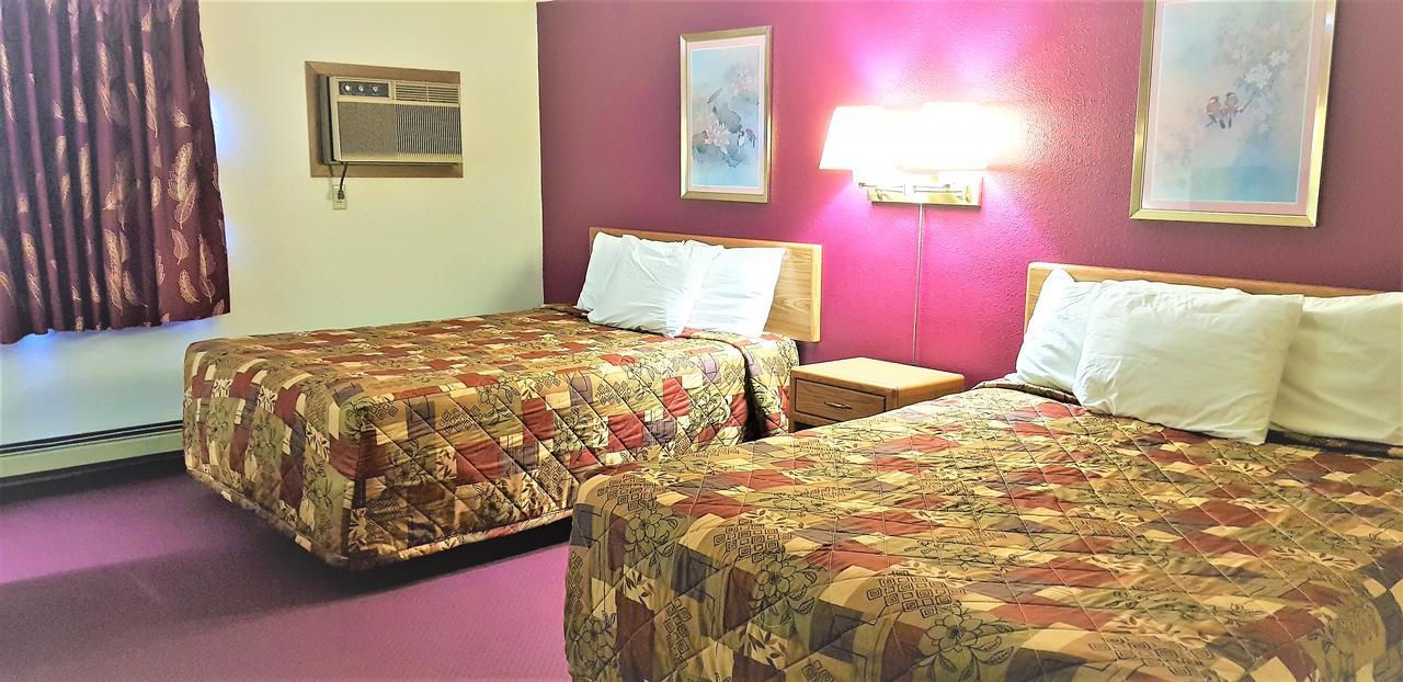 Amerivu Inn & Suites-Avon Esterno foto