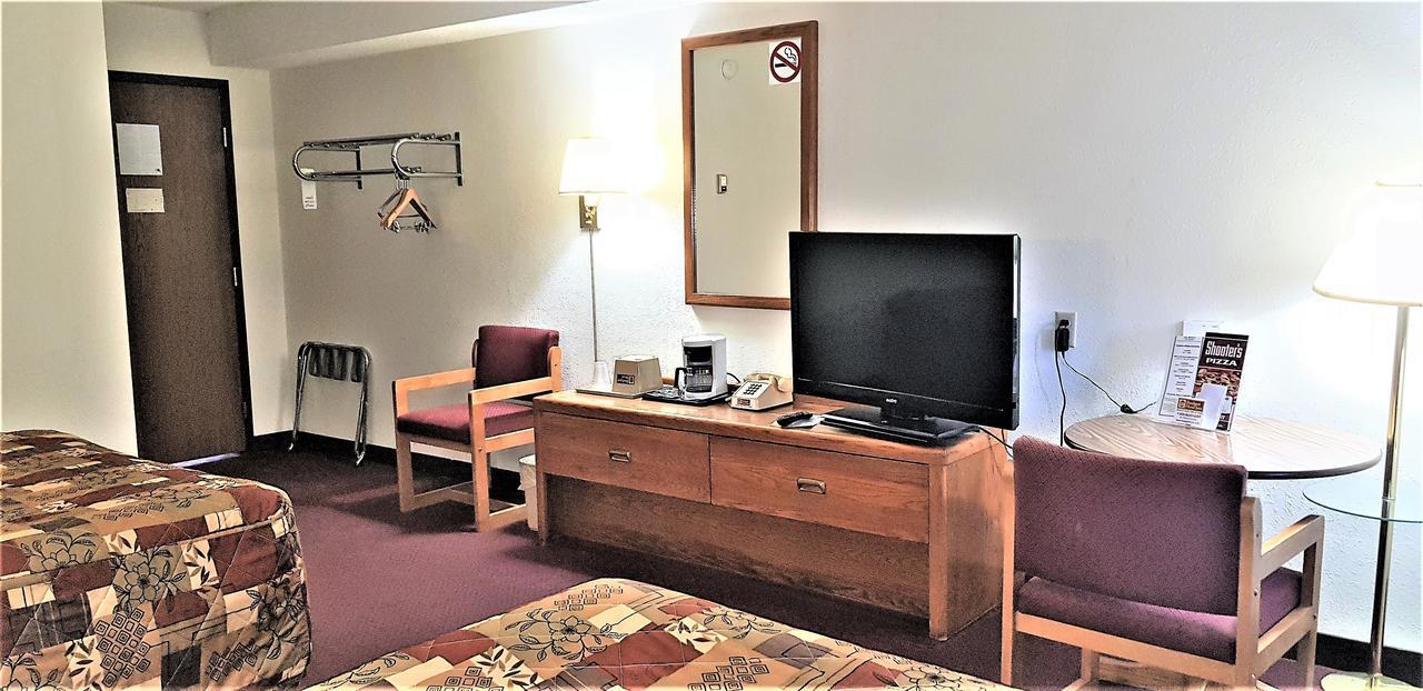 Amerivu Inn & Suites-Avon Esterno foto