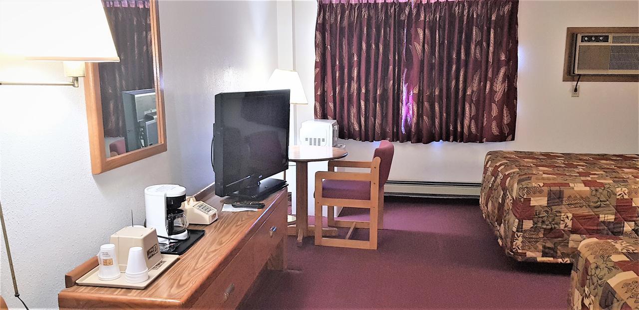 Amerivu Inn & Suites-Avon Esterno foto